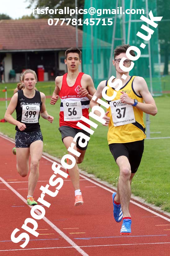 800 metres, NECAA Open Meeting, Morpeth, Sunday, September 27th. David T. Hewitson/Sports for All Pics